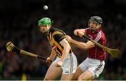 20 April 2014; Henry Shefflin, Kilkenny, in action against David Collins, Galway. Allianz Hurling League Division 1 semi-final, Kilkenny v Galway, Gaelic Grounds, Limerick. Picture credit: Ray McManus / SPORTSFILE