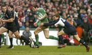 11 March 2006; Geordan Murphy, Ireland, is tackled by Chris Cusiter, Scotland. RBS 6 Nations 2005-2006, Ireland v Scotland, Lansdowne Road, Dublin. Picture credit: Brendan Moran / SPORTSFILE