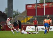 10 May 2014; James McKinney, Ulster, kicks a penalty assisted by team-mate Michael Heaney. Celtic League 2013/14, Round 22, Munster v Ulster, Thomond Park, Limerick. Picture credit: Diarmuid Greene / SPORTSFILE