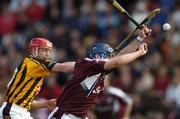 2 April 2006; David Forde, Galway, in action against John Tennyson, Kilkenny. Allianz National Hurling League, Division 1B, Round 5, Galway v Kilkenny, Pearse Stadium, Galway. Picture credit: David Maher / SPORTSFILE