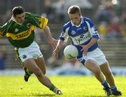 16 April 2006; Ross Munnelly, Laois, in action against Aidan O'Mahony, Kerry. Allianz National Football League, Division 1 Semi-Final, Kerry v Laois, Fitzgerald Stadium, Killarney, Co. Kerry. Picture credit: Brendan Moran / SPORTSFILE