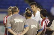 24 July 2006; Sunderland Chairman Niall Quinn speaks to the players at the end of the match. Pre-season Friendly, Shelbourne v Sunderland, Tolka Park, Dublin. Picture credit: Damien Eagers / SPORTSFILE