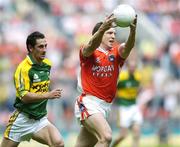 5 August 2006; Kieran McGeeney, Armagh, in action against Paul Galvin, Kerry. Bank of Ireland All-Ireland Senior Football Championship Quarter-Final, Armagh v Kerry, Croke Park, Dublin. Picture credit; Damien Eagers / SPORTSFILE