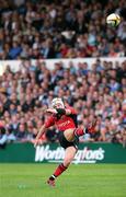 1 September 2006; Munster's Jeremy Manning slots over a Munster penalty. Magners League, Cardiff Blues v Munster, Arms Park, Cardiff, Wales. Picture credit: Tim Parfitt / SPORTSFILE