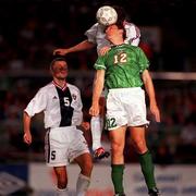 1 September 1999; Tony Cascarino of Ireland in action against Miroslav Dukic of Yugoslavia during the UEFA European Championships Qualifier match between Republic of Ireland and Yugoslavia at Lansdowne Road in Dublin. Photo by David Maher/Sportsfile