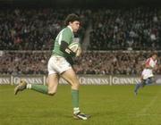 26 November 2006; Shane Horgan, Ireland, goes to score a try against The Pacific Islands. Autumn Internationals, Ireland v The Pacific Islands, Lansdowne Road, Dublin. Picture credit: Brendan Moran / SPORTSFILE