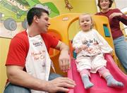 1 February 2007; Ireland and Munster rugby player Denis Leamy with two year old Melissa Grogan from Dunboune, Co. Meath, at Temple Street Children’s Hospital to launch this year’s annual Muffin Week project. The annual charity initiative, which is supported by Cuisine de France, will run from Monday 5th to Saturday 10th of February 2007 in aid of Temple Street. Temple Street Childrens Hospital, Dublin. Picture Credit: Matt Browne / SPORTSFILE