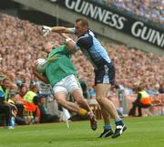 17 June 2007; Dublin's Ciaran Whelan involved in an altercation with Meath's Graham Geraghty. Bank of Ireland Leinster Senior Football Championship Quarter-Final Replay, Dublin v Meath, Croke Park, Dublin. Picture credit: Pat Murphy / SPORTSFILE