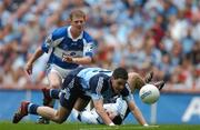 15 July 2007; Ross McConnell, Dublin, attempts to get to the ball ahead of team-mate Stephen Cluxton and Brian McDonald, Laois. Bank of Ireland Leinster Senior Football Championship Final, Dublin v Laois, Croke Park, Dublin. Picture credit: Brendan Moran / SPORTSFILE