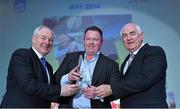 10 December 2014; May award winner Matt O'Connor, Leinster head coach, is presented with his award by Minister of State for Tourism and Sport, Michael Ring T.D, left, and Cel O'Reilly, Managing Director, Philips Electronics Ireland. Philips Sports Manager of the Year 2014, Shelbourne Hotel, Dublin. Picture credit: Matt Browne / SPORTSFILE