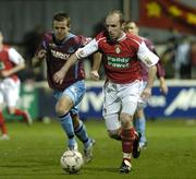 9 November 2007; Alan Kirby, St. Patrick's Athletic, in action against Shane Robinson, Drogheda United. eircom League of Ireland Premier Division, St. Patrick's Athletic v Drogheda United, Richmond Park, Inchicore, Dublin. Picture credit; Stephen McCarthy / SPORTSFILE