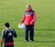 14 November 2007; Coach Declan Kidney during the Munster Rugby Training. University of Limerick, Limerick. Picture credit: Kieran Clancy / SPORTSFILE