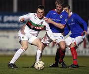 26 December 2007; Michael Halliday, Glentoran, in action against William Murphy, Linfield. Carnegie Premier League, Glentoran v Linfield, The Oval, Belfast, Co. Antrim. Picture credit: Oliver McVeigh / SPORTSFILE