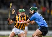 22 February 2015; Mark Kelly, Kilkenny, in action against Michael Carton, Dublin. Allianz Hurling League, Division 1A, Round 2, Kilkenny v Dublin. Nowlan Park, Kilkenny. Picture credit: Stephen McCarthy / SPORTSFILE