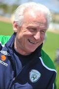 17 May 2008; Republic of Ireland manager Giovanni Trapattoni during a pitchside press briefing at the end of squad training. Republic of Ireland squad training, Lagos Stadium, Portugal. Picture credit: David Maher / SPORTSFILE