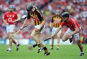 10 August 2008; Aidan Fogarty, Kilkenny, in action against Shane O'Neill, Cork. GAA Hurling All-Ireland Senior Championship Semi-Final, Kilkenny v Cork, Croke Park, Dublin. Picture credit: Stephen McCarthy / SPORTSFILE