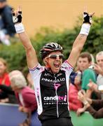 30 August 2008; Russell Downing, Pinarello CandiTV, celebrates after winning the fourth stage of the Tour of Ireland. 2008 Tour of Ireland - Stage 4, Limerick - Dingle. Picture credit: Stephen McCarthy / SPORTSFILE