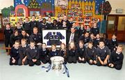 2 October 2008; Pupils of S.N. Muire na nGael, winners of the Bank of Ireland Rugby hero Competition, with from left, Simon Keogh, Stephen Knoop, Joe McCarthy, Branch Manager in Dundalk Bank of Ireland, and Rob Kearney. Bay Estate, Dundalk, Co. Louth. Picture credit: Matt Browne / SPORTSFILE