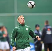 17 November 2008; Republic of Ireland's Damien Duff in action during squad training. Gannon Park, Malahide, Dublin. Picture credit: David Maher / SPORTSFILE