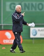 17 November 2008; Republic of Ireland's manager Giovanni Trapattoni during squad training. Gannon Park, Malahide, Dublin. Picture credit: David Maher / SPORTSFILE