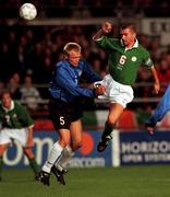 11 October 2000; Roy Keane of Ireland in action against Erko Saviauk of Estonia during the World Cup 2002 Qualifying group 2 match between Republic of Ireland and Estonia at Lansdowne Road in Dublin. Photo by David Maher/Sportsfile