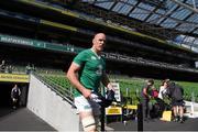 28 August 2015; Ireland's Paul O'Connell makes his way out for the captain's run. Ireland Rugby Squad Captain's Run, Aviva Stadium, Lansdowne Road, Dublin. Photo by Sportsfile