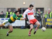 8 March 2009; Eoin Bradley, Derry, in action against Aidan O'Mahony, Kerry. Allianz GAA National Football League, Division 1, Round 3, Derry v Kerry, Sean De Bruin Park, Bellaghy, Co. Derry. Picture credit: Oliver McVeigh / SPORTSFILE