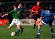 26 April 2000; Mark Kinsella of Republic of Ireland during the International Friendly match between Republic of Ireland and Greece at Lansdowne Road in Dublin. Photo by David Maher/Sportsfile