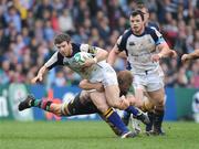 12 April 2009; Gordon D'Arcy, Leinster, is tackled by Chris Robshaw, Harlequins. Heineken Cup Quarter-Final, Harlequins v Leinster, The Stoop, Twickenham, London, England. Picture credit: Matt Browne / SPORTSFILE *** Local Caption ***