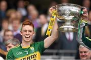 20 September 2015; Jack Morgan, Kerry, lifts the Tom Markham Cup. Electric Ireland GAA Football All-Ireland Minor Championship Final, Kerry v Tipperary, Croke Park, Dublin. Picture credit: Stephen McCarthy / SPORTSFILE