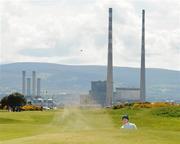 9 May 2009; Rush's Thomas Fay watches his 3rd shot on the 15th from the bunker during the Irish Amateur Open Golf Championship. Royal Dublin Golf Club, Dollymount, Dublin. Photo by Sportsfile