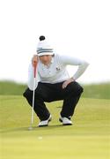 9 May 2009; Athlone's Kelan McDonagh lines up his putt for 3 on the 15th green during the Irish Amateur Open Golf Championship. Royal Dublin Golf Club, Dollymount, Dublin. Photo by Sportsfile