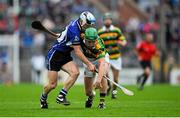 11 October 2015; Eoin O'Sullivan, Sarsfields, in action against David Dooling, Glen Rovers. Cork County Senior Hurling Championship Final, Glen Rovers v Sarsfields. Páirc Ui Rinn, Cork. Picture credit: Eoin Noonan / SPORTSFILE