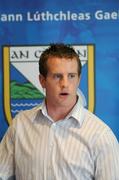 9 June 2009; Nicholas Walsh speaking at the launch of Cavan GAA World Record attempt. Castleknock Hotel, Porterstown Rd, Castleknock, Dublin. Picture credit: Oliver McVeigh / SPORTSFILE *** Local Caption ***