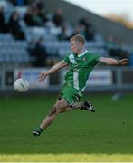 8 November 2015; Ray Cahill, Sarsfields, takes a late free that went wide. AIB Leinster GAA Senior Club Football Championship Quarter-Final, Portlaoise v Sarsfields. O'Moore Park, Portlaoise, Co. Laois. Picture credit: Piaras Ó Mídheach / SPORTSFILE