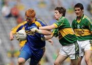 3 August 2009; Naos Connaughton, Roscommon, in action against Mark Reen, Kerry. ESB GAA Football All-Ireland Minor Championship Quarter-Final, Kerry v Roscommon, Croke Park, Dublin. Picture credit: Brendan Moran / SPORTSFILE