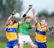 2 August 2009; Rosin McDonald, Donegal, in action against Louise Woods, left, and Laurie Ryan, Clare. TG4 All-Ireland Ladies Football Minor Championship Final, Clare v Donegal, O’Connor Park, Tullamore, Co. Offaly. Picture credit: Matt Browne / SPORTSFILE