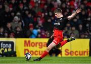 20 November 2015; Owen Farrell, Saracens, kicks a conversion. European Rugby Champions Cup, Pool 1, Round 2, Ulster v Saracens. Kingspan Stadium, Ravenhill Park, Belfast. Picture credit: Ramsey Cardy / SPORTSFILE