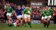 17 February 2001; Ireland's David Wallace breaks through the French defence during the Lloyds TSB Six Nations Rugby Championship match between Ireland and France at Lansdowne Road in Dublin. Photo by Matt Browne/Sportsfile