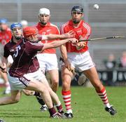 18 April 2010; Sean Og O hAilpin, Cork, in action against Niall Healy, Galway. Allianz GAA Hurling National League, Division 1, Round 7, Galway v Cork, Pearse Stadium, Galway. Picture credit: Ray Ryan / SPORTSFILE