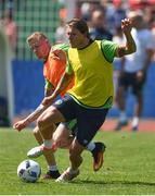 9 June 2016; Jeff Hendrick and James McClean of Republic of Ireland during squad training at UEFA EURO2016 in Versailles, Paris, France. Photo by David Maher/Sportsfile