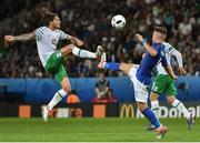 22 June 2016; Jeff Hendrick of Republic of Ireland in action against Ciro Immobile of Italy during the UEFA Euro 2016 Group E match between Italy and Republic of Ireland at Stade Pierre-Mauroy in Lille, France. Photo by David Maher / Sportsfile
