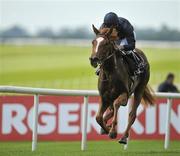 8 August 2010; Spin, with Johnny Murtagh up, on the way to winning the Irish Stallion Farms European Breeders Fund Fillies Maiden. Curragh Racecourse, Co. Kildare. Picture credit: Barry Cregg / SPORTSFILE