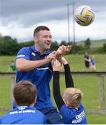 27 July 2016; Leinster's Fergus McFadden taking part in games during the Bank of Ireland Leinster Rugby Summer Camp at Cill Dara RFC in Dunmurray West, Kildare. Photo by Piaras Ó Mídheach/Sportsfile