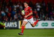 26 August 2016; Ian Keatley of Munster runs in to score his side's seventh try of the match during the Pre-Season Friendly game between Munster and Worcester Warriors at Irish Independent Park in Cork. Photo by Seb Daly/Sportsfile