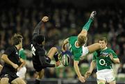 20 November 2010; Luke Fitzgerald, Ireland, and Mils Muliaina, New Zealand, contest a high ball. Autumn International, Ireland v New Zealand, Aviva Stadium, Lansdowne Road, Dublin. Picture credit: Matt Browne / SPORTSFILE