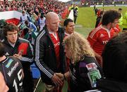 12 December 2010; Paul O'Connell, Munster, exchanges a handshake with Duncan Jones, Ospreys, after the game. Heineken Cup Pool 3 - Round 3, Munster v Ospreys, Thomond Park, Limerick. Picture credit: Diarmuid Greene / SPORTSFILE