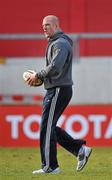 6 January 2011; Munster's Paul O'Connell at the end of squad training ahead of their Celtic League game against Glasgow Warriors on Saturday. Munster Squad Open Training Session, Thomond Park, Limerick. Picture credit: Diarmuid Greene / SPORTSFILE