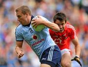 24 April 2011; Tomás Quinn, Dublin, in action against Jamie O'Sullivan, Cork. Allianz GAA Football Division 1 Final, Dublin v Cork, Croke Park, Dublin. Picture credit: Dáire Brennan / SPORTSFILE