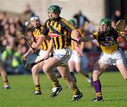 11 June 2011; Henry Shefflin, Kilkenny, in action against Lar Prendergast, Wexford. Leinster GAA Hurling Senior Championship Semi-Final, Wexford v Kilkenny, Wexford Park, Wexford. Picture credit: Matt Browne / SPORTSFILE